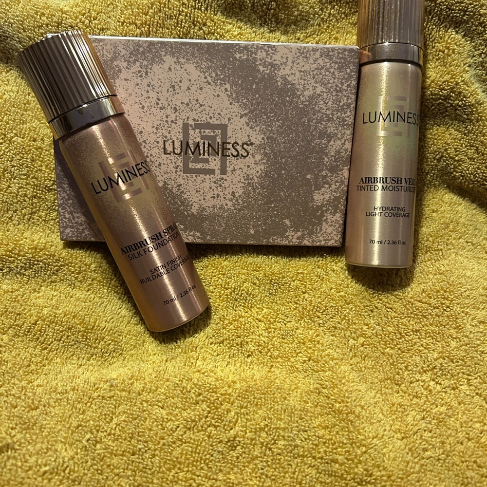 Luminess Gold Moisturizer Skincare Essential